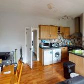 Flat 2, 66 Victoria Road, Leeds, LS6 1DL - Photo 1