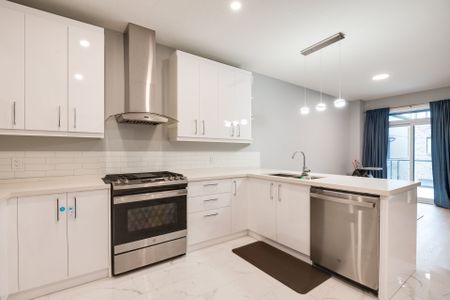 For Lease - 2610 Kettering Place Unit# 17, London South, Ontario - Photo 2