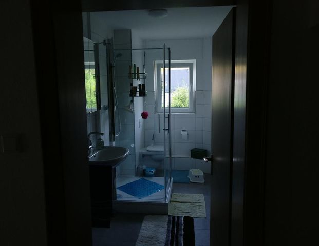 Geräumige 3-Zimmer-Wohnung mit Balkon in Meschede OT Berge - Foto 1