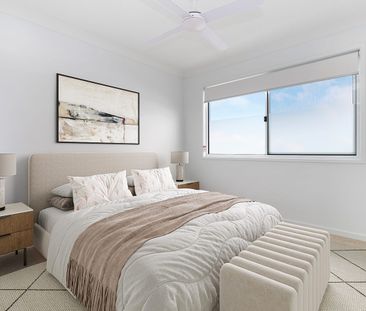 BRAND NEW Open Plan Luxury Townhouse - 4bed / 3bath / 2car / AC - Photo 5