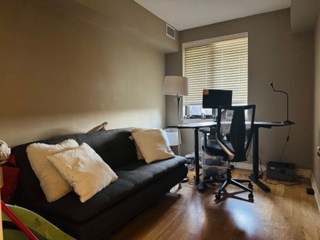 For Lease - 407 Caroline Street Unit# 402, Hamilton, Ontario - Photo 3