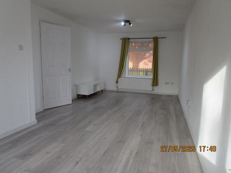 3 bedroom townhouse to rent - Photo 2
