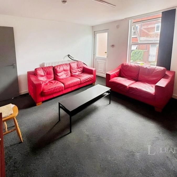 7 bedroom house to rent Ashville Road, Leeds, West Yorkshire, LS6 - Photo 1