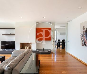 Luxury Villa for rent in Barcelona, Spain - Photo 1