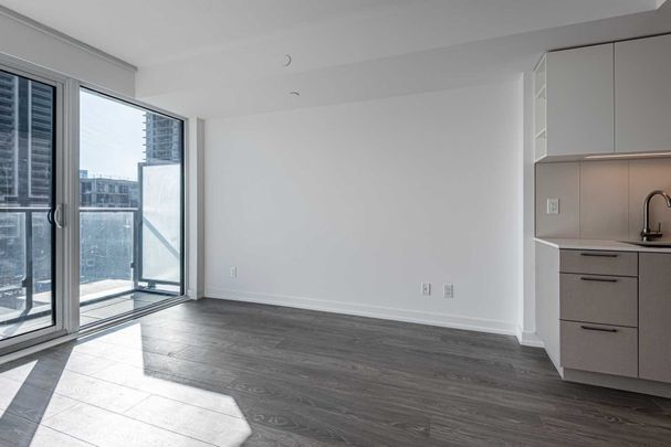 For Lease - 19 Western Battery Road Unit# 301, Toronto, Ontario - Photo 1