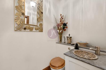 4 bedroom apartment to rent - Photo 4