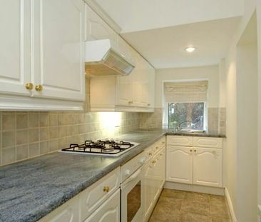 2 Bedroom Flat To Let - Photo 2