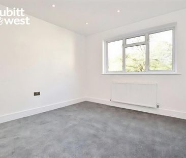 2 bedroom maisonette to rent - Photo 4