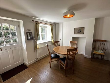 3 bedroom detached house to rent - Photo 3