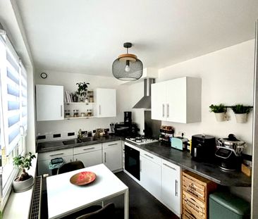 Location Appartement 2 pièces 47m² MALO LES BAINS 59240 - Photo 4