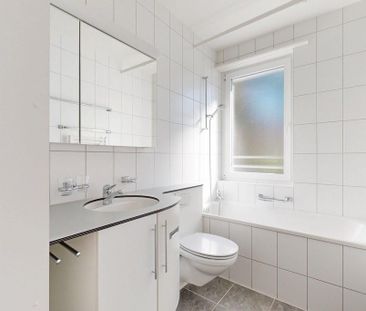 Charmante Wohnung mit 2 Balkonen - Einkauf und ÖV direkt vor der Tür - Photo 5