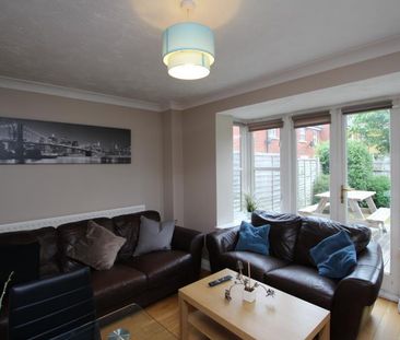 5 bedroom townhouse to rent - Photo 2