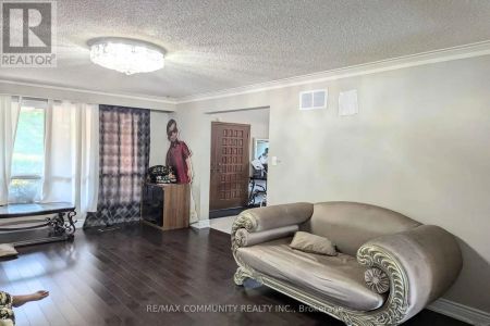 81 OXFORD STREET - Photo 2