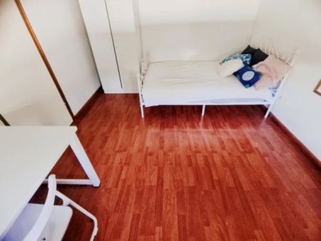 21 Blenheim st, Sydney - Photo 5