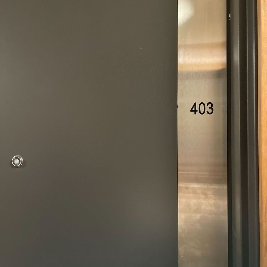 For Lease - 375 Sea Ray Avenue Unit# 403, Innisfil, Ontario - Photo 1