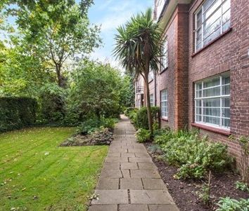 3 Bedroom Flat - Photo 4