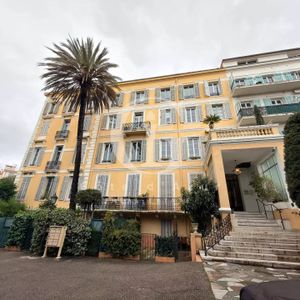 Location Appartement 1 pièce 22m² CANNES 06400 - Photo 2