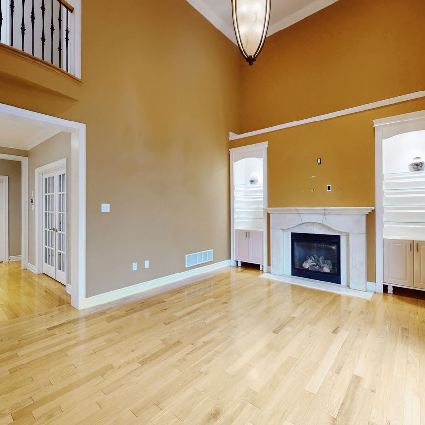 For Lease - 2352 Delnice Drive, Oakville, Ontario - Photo 1