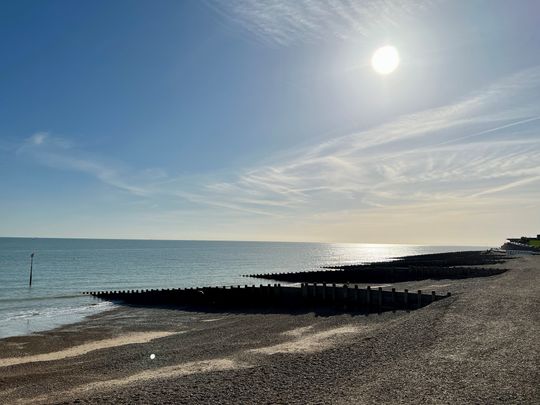 Queens Gardens, Eastbourne, BN21 - Photo 1