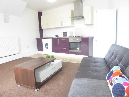 2 bedroom house to rent - Photo 1