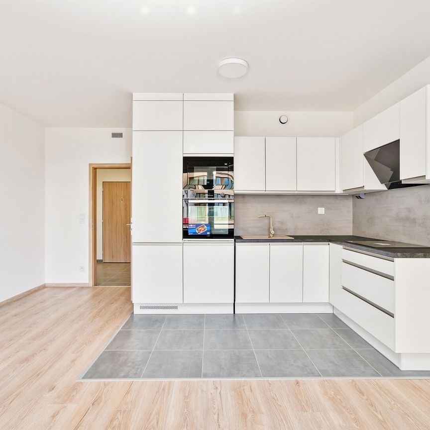 Pronájem bytu 3+kk 71 m², Strančická 3506, Praha - Photo 1