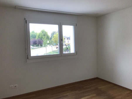 Grosszügige, helle 3 1/2- Zimmer Wohnung im 3. OG mit Balkon - Photo 5