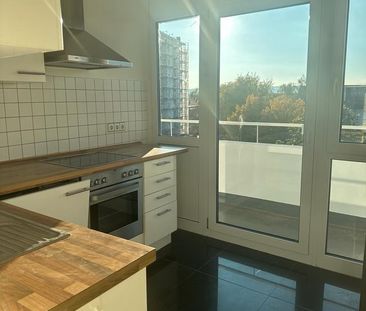 Suche dringend nach einer berufstätigen Mietbewohnerin - Photo 3