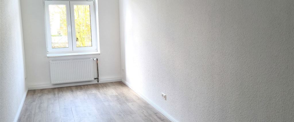 Neu Saniert - Schön geschnittene 2-Zi. Whg. in Lindenau, Bad mit Fenster, EBK! - Foto 1
