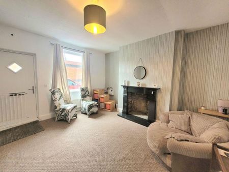 2 bed terraced house to rent in SR8 - Photo 3