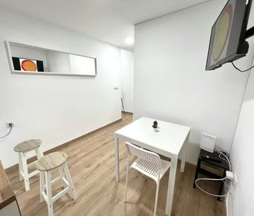 Calle León, Getafe, Community of Madrid 28903 - Photo 3