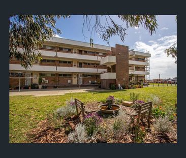 3/8 Fortini Ct, Hamilton Hill, WA 6163 - Photo 4