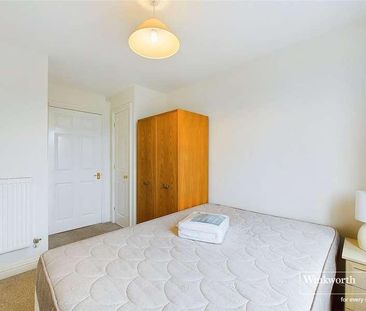 Bear Wharf, Fobney Street, Reading, Berkshire, RG1 - Photo 1