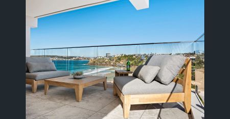 Beachfront living with spectacular coastal views - Photo 4