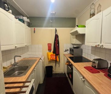 House share to rent - Photo 6