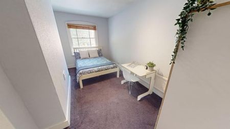 6 bedroom flat to rent - Photo 4