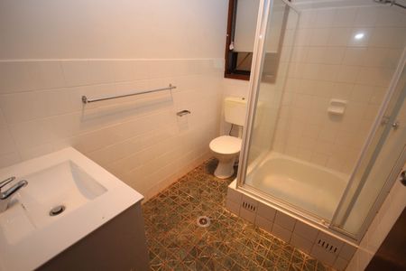 1 / 34 Kenneally Street Kooringal NSW 2650 - Photo 5