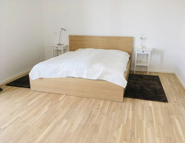 Exklusive Wohnung mit Skylineblick im Europaviertel! - Photo 1