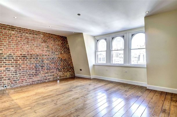 Exceptional one bed Mayfair apartment. - Photo 1