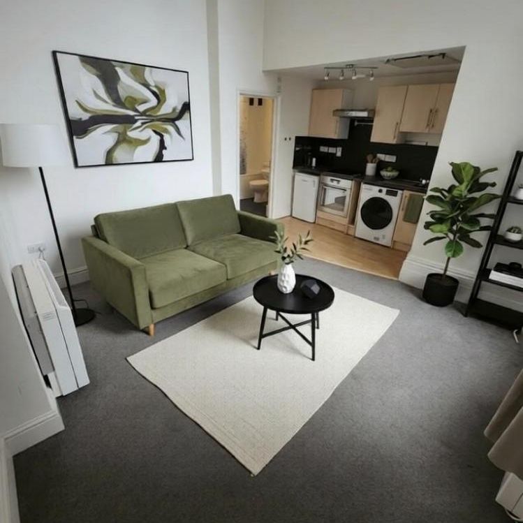 Studio to rent - Photo 1