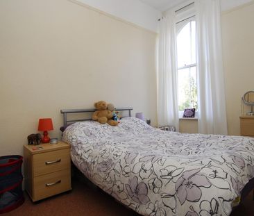 Napier Terrace, Flat 2, Plymouth - Photo 2