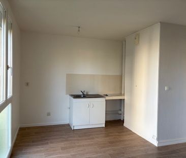 Location Appartement 2 pièces 50 m² La Châtre - Photo 2