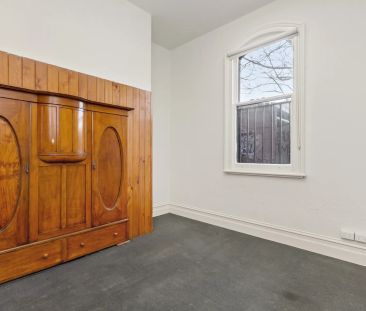 Prime Richmond Living – Hidden Gem in a Coveted Street! - Photo 6