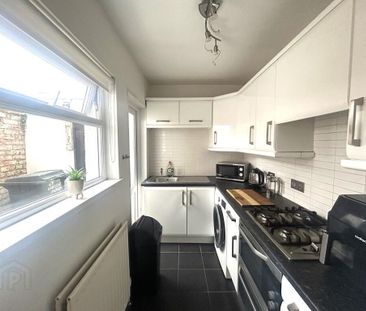 29 Oakdene Parade, Belfast, BT4 1LB - Photo 2