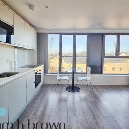 New London Road, Chelmsford - Photo 3