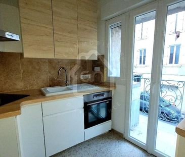 Location Appartement 1 pièce 41m² GONFARON 83590 - Photo 2