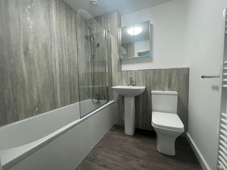 Flat to rent on - Photo 4