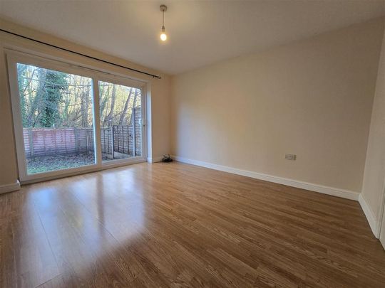 2 bedroom end of terrace house to rent - Photo 1
