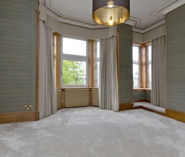 5 bedroom end of terrace house to rent - Photo 4