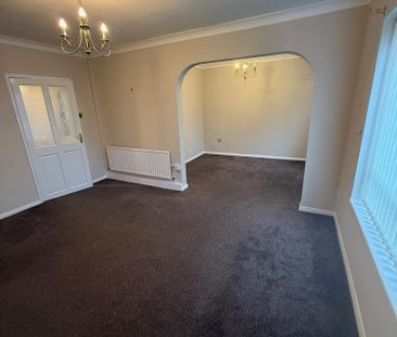 2 bedroom semi-detached house to rent - Photo 2