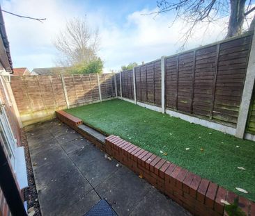 2 bedroom semi-detached house to rent - Photo 6